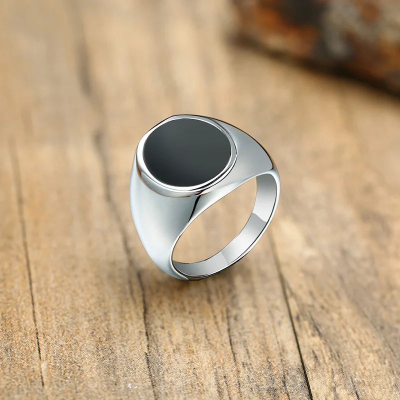The Onyx Command Ring