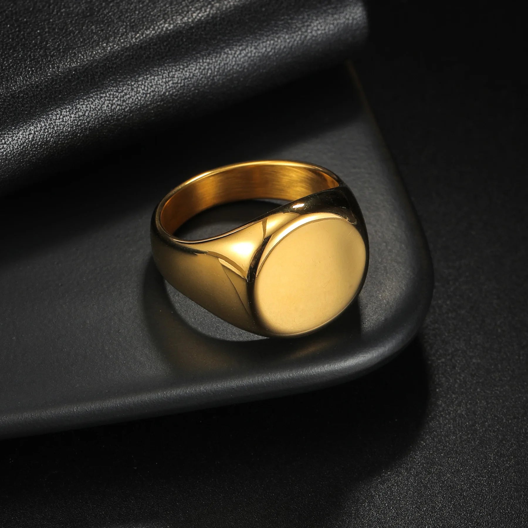 The Legacy Signet Ring