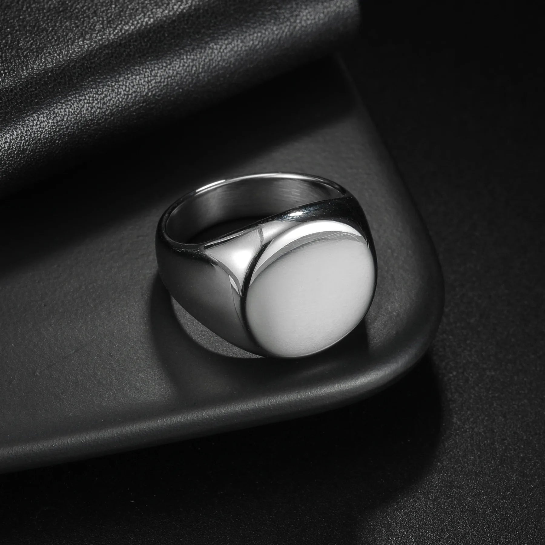 The Legacy Signet Ring
